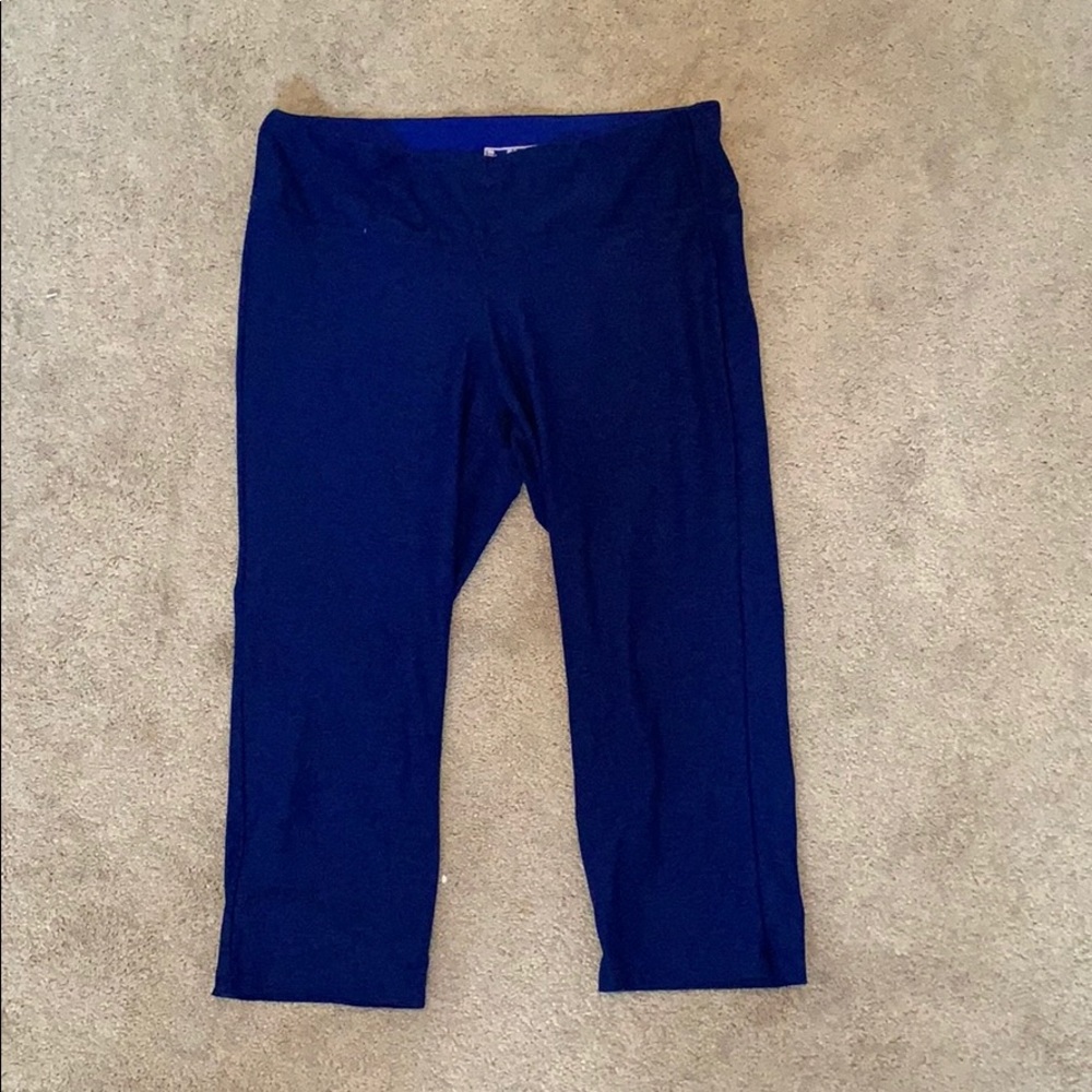 NewBalance Blue cropped leggings